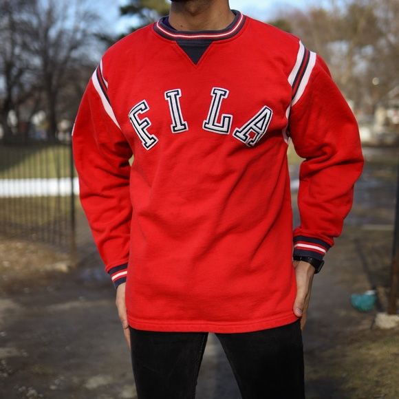 Size Men’s Large Red Vintage Fila Crewneck - Picture 1 of 7